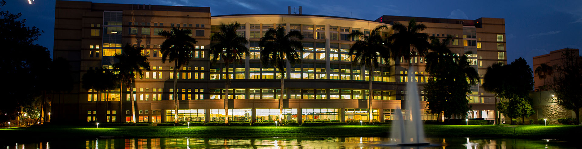 photo of nsu campus at night